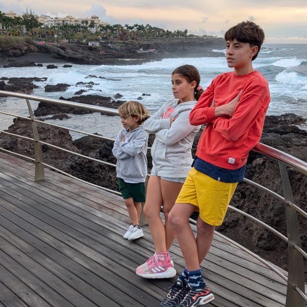 PXL_20260101_181046459